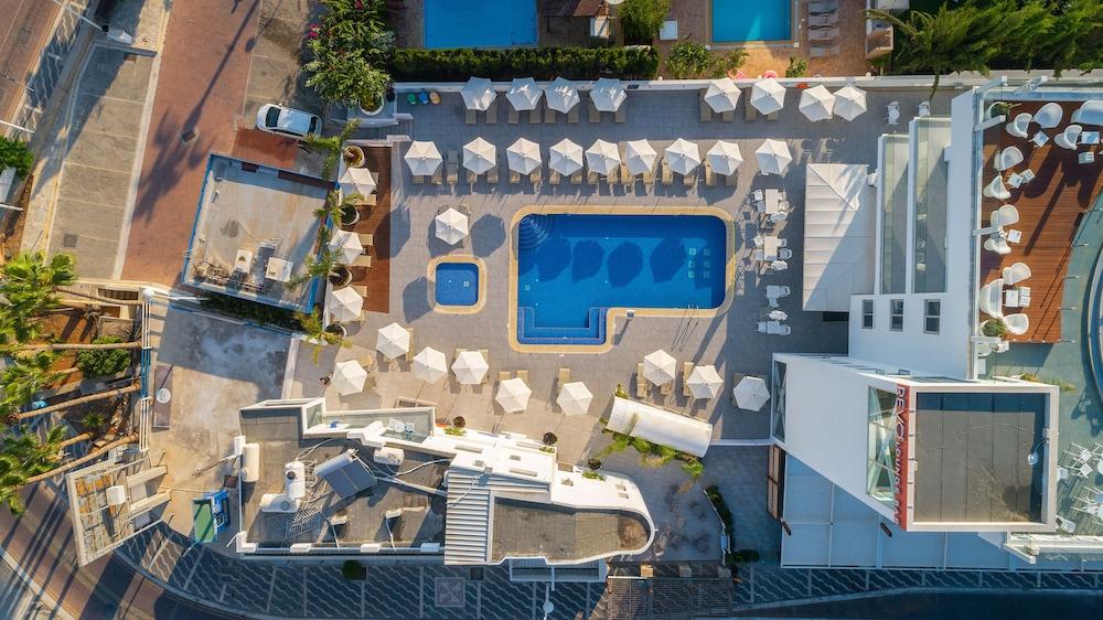 Protaras Plaza Hotel Eksteriør billede